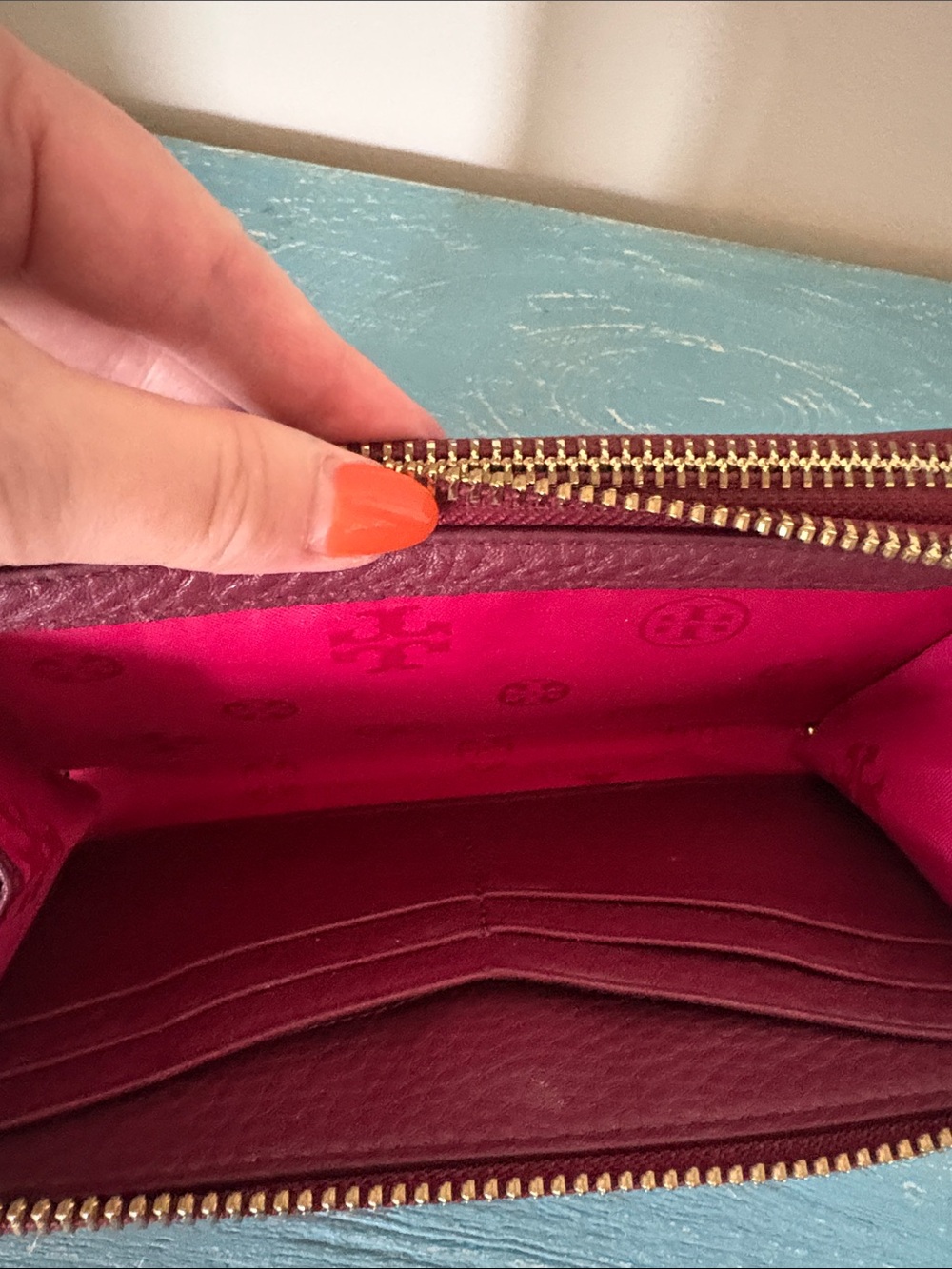 Fair condition Tory Burch wallet - Picture 6 of 11